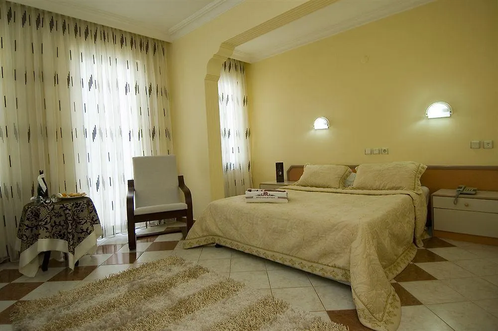 Sevi Hotel فتحية 2*,